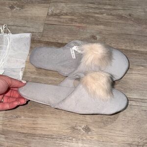 Pottery Barn Women's Light Gray Faux-Fur Pom Slide Slippers
